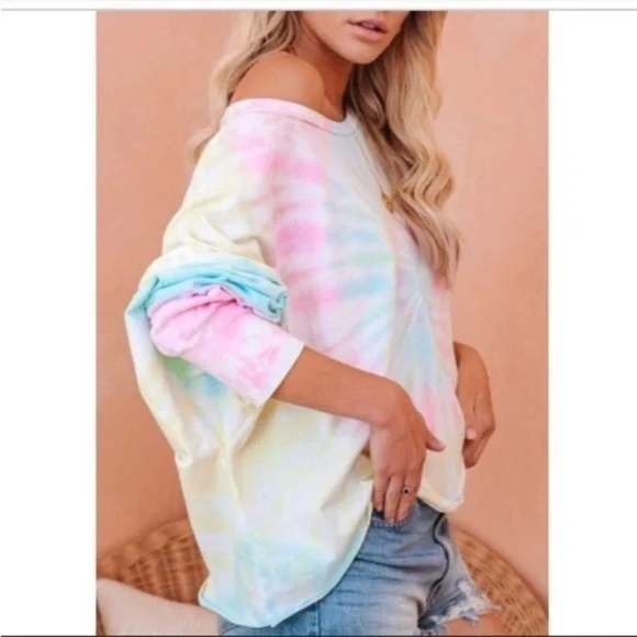 Long sleeve pull over top - Picture 9 of 9